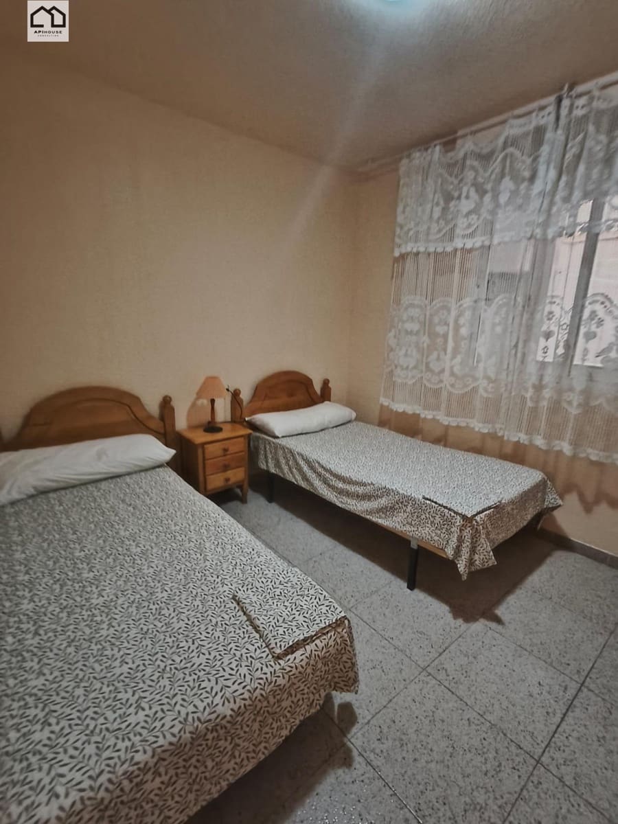3 slaapkamer Flat te koop in Torrevieja met garage - € 260.000 (Ref: 9920626)