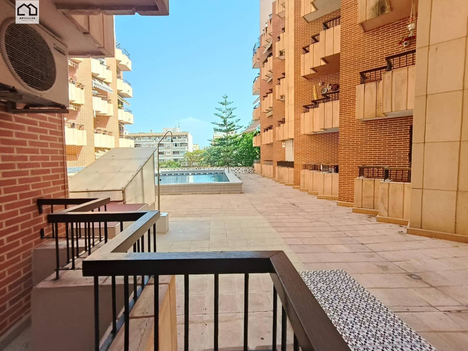 3 slaapkamer Flat te koop in Torrevieja met garage - € 260.000 (Ref: 9920626)