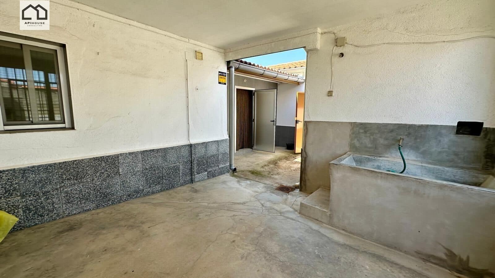 4 bedroom Townhouse for sale in Domingo Perez - € 109,900 (Ref: 9936570)