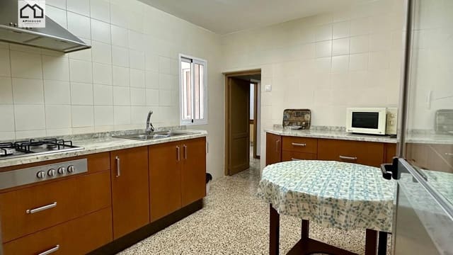 4 bedroom Townhouse for sale in Domingo Pérez - € 109,900 (Ref: 9936570)