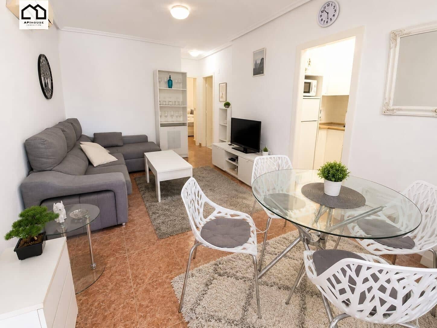 2 Zimmer Ferienbungalow in La Florida - 665 € (Ref: 9945931)