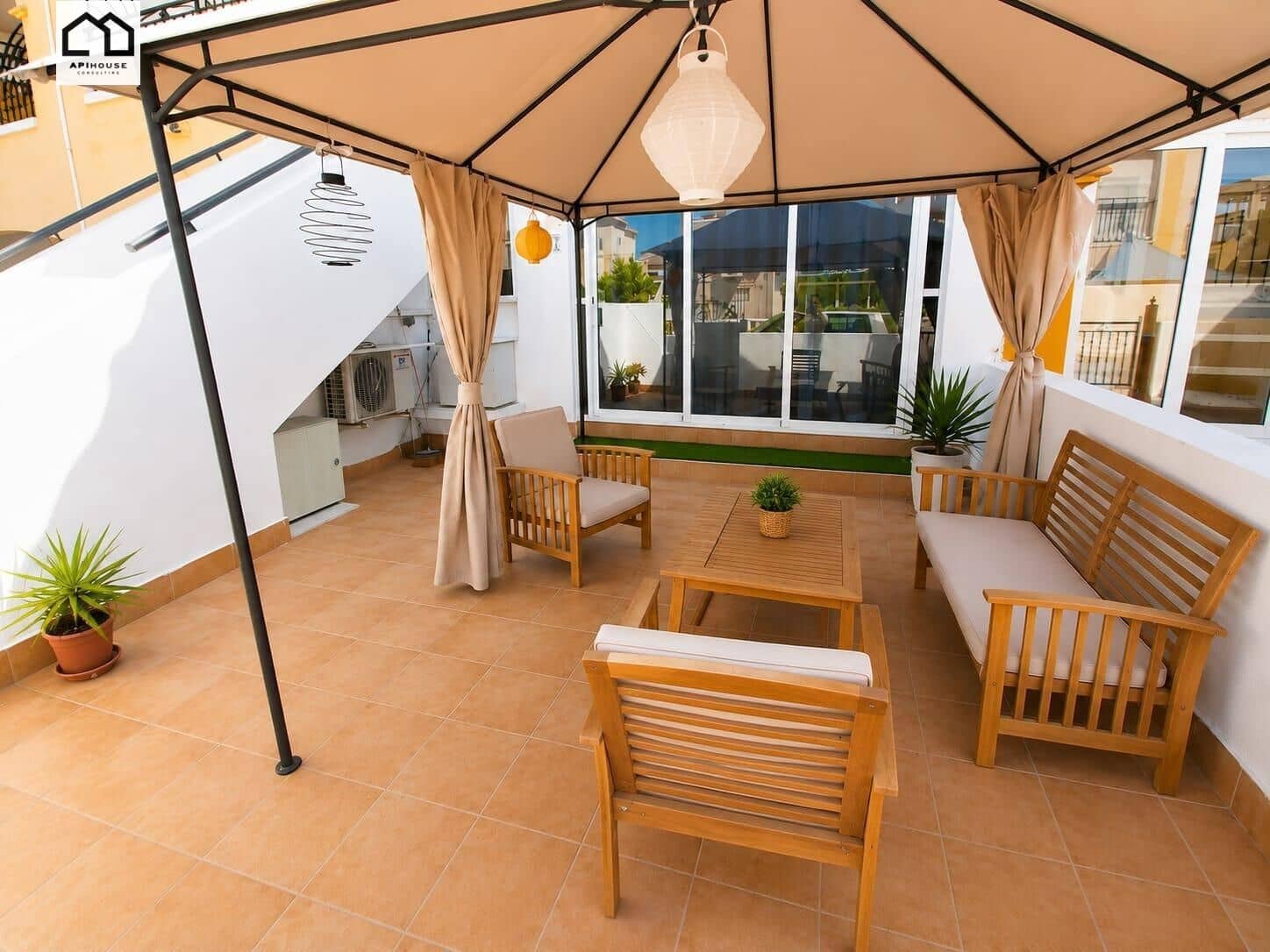 2 quarto Bungalow para arrendar em La Florida com piscina - 895 € (Ref: 9945931)