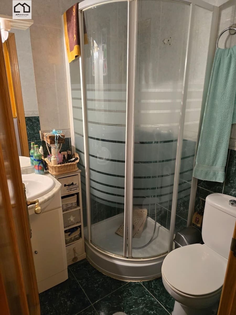 4 chambre Villa/Maison Mitoyenne à vendre à Los Cerralbos avec piscine - 170 000 € (Ref: 9950013)