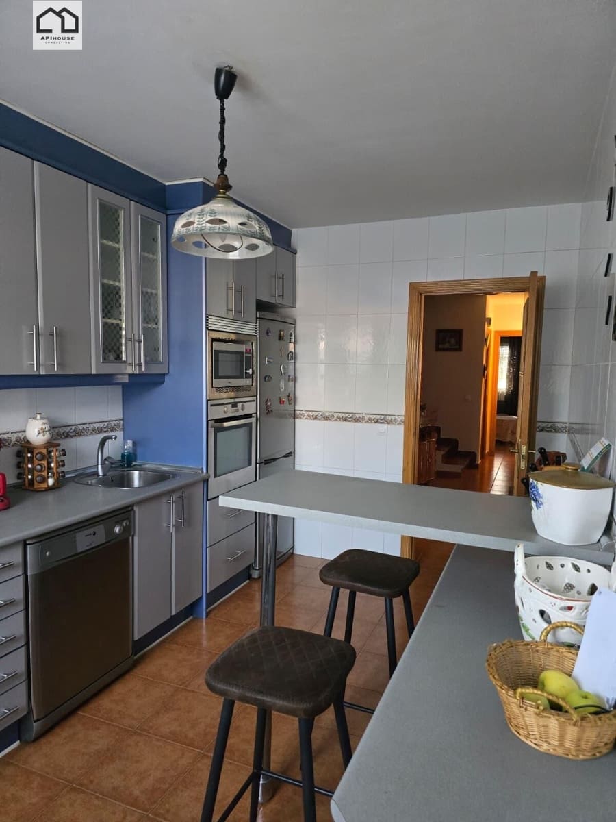 4 chambre Villa/Maison Mitoyenne à vendre à Los Cerralbos avec piscine - 170 000 € (Ref: 9950013)