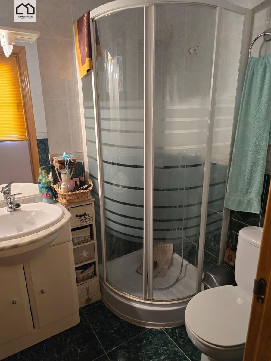 4 chambre Villa/Maison Mitoyenne à vendre à Los Cerralbos avec piscine - 170 000 € (Ref: 9950013)