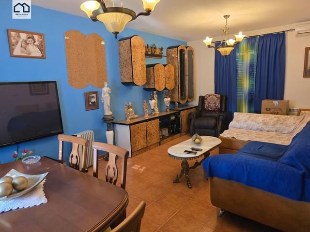 4 soveværelse Rækkehus til salg i Los Cerralbos med swimmingpool - € 170.000 (Ref: 9950013)
