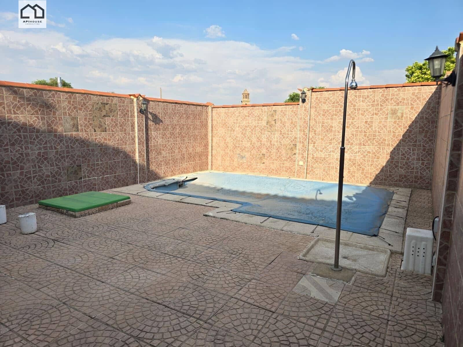 4 chambre Villa/Maison Mitoyenne à vendre à Los Cerralbos avec piscine - 170 000 € (Ref: 9950013)