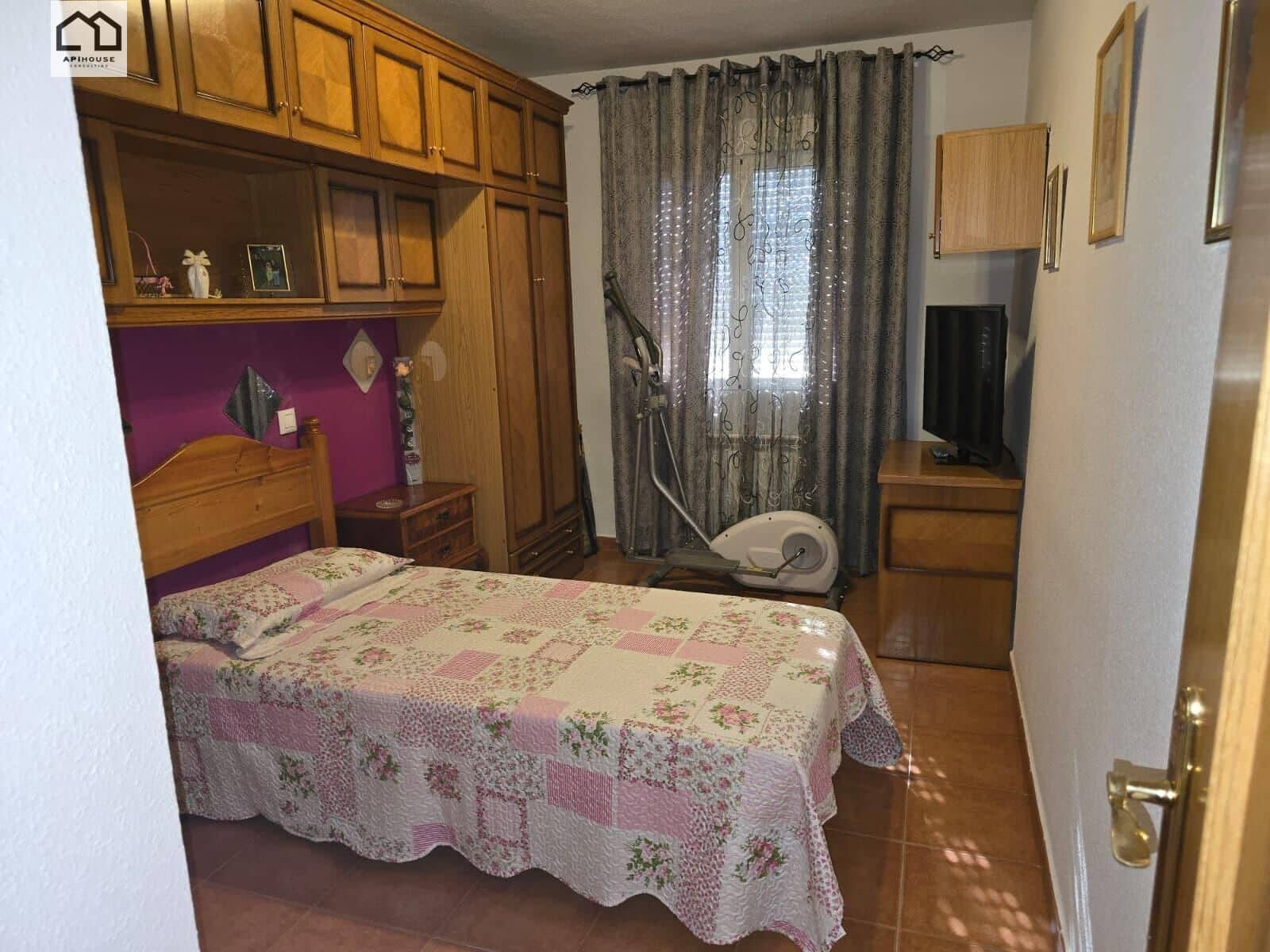 4 chambre Villa/Maison Mitoyenne à vendre à Los Cerralbos avec piscine - 170 000 € (Ref: 9950013)