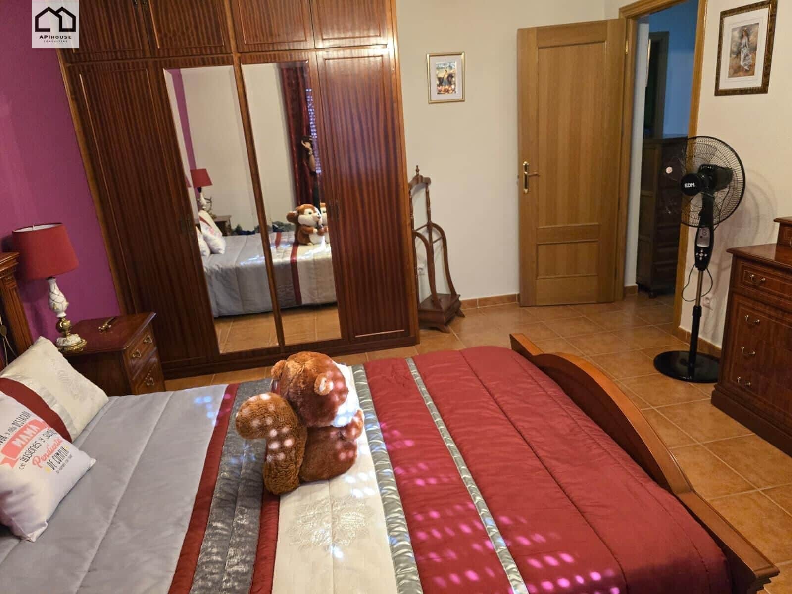 4 chambre Villa/Maison Mitoyenne à vendre à Los Cerralbos avec piscine - 170 000 € (Ref: 9950013)