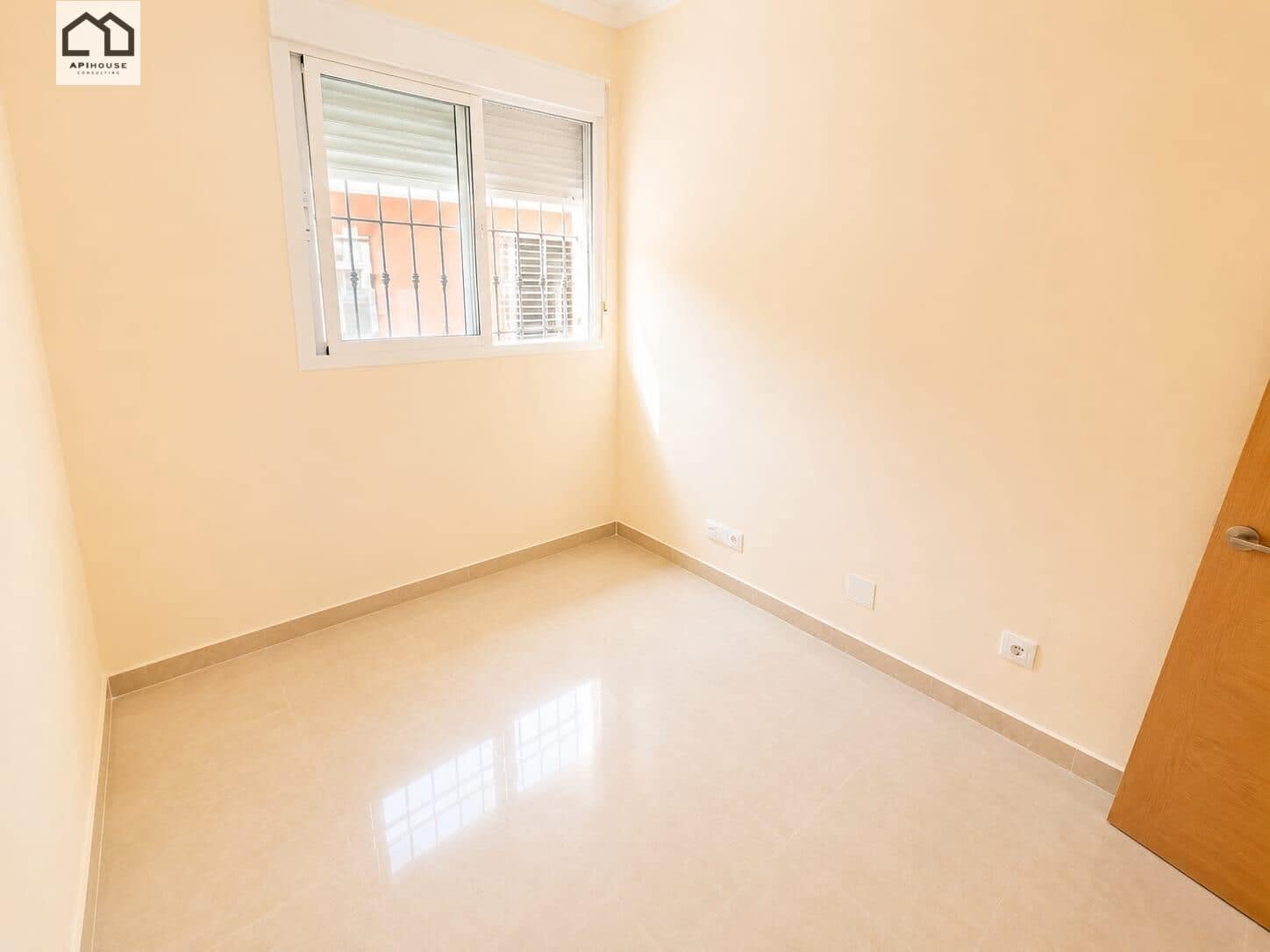 3 bedroom Apartment for sale in Almoradi - € 137,000 (Ref: 9959966)