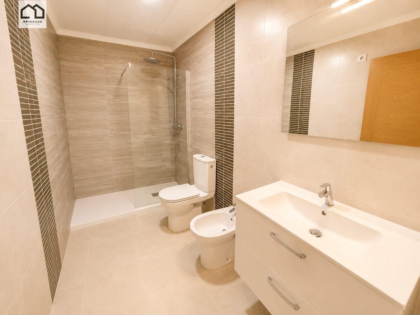 3 bedroom Apartment for sale in Almoradi - € 137,000 (Ref: 9959966)
