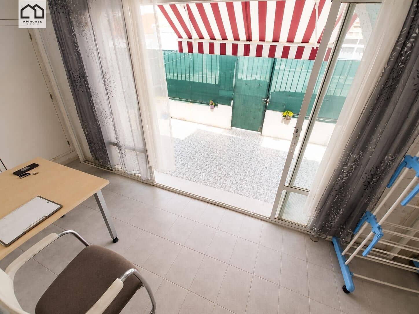 2 quarto Bungalow para venda em Torrevieja - 121 000 € (Ref: 9959967)