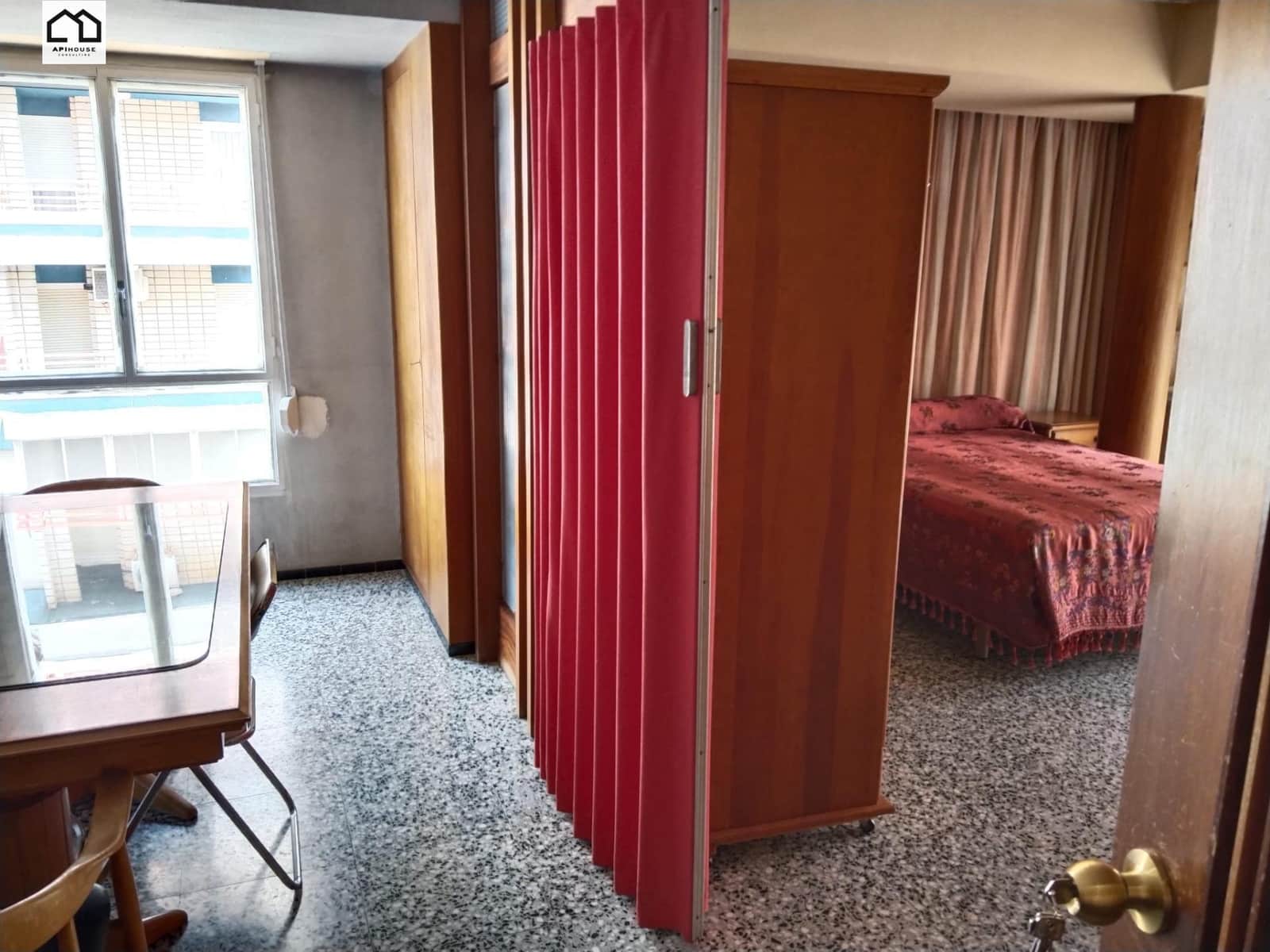 7 sovrum Lägenhet till salu i Elche / Elx - 275 000 € (Ref: 9973527)