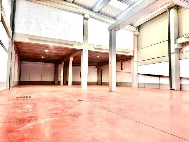 3 soveværelse Virksomhed til leje i Marbella - € 6.200 (Ref: 8698048)
