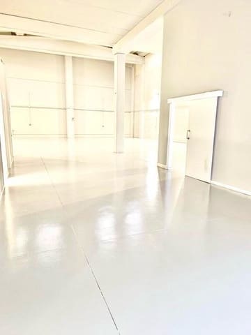 3 slaapkamer Bedrijf te huur in Nueva Andalucia, Marbella - € 6.900 (Ref: 8698050)