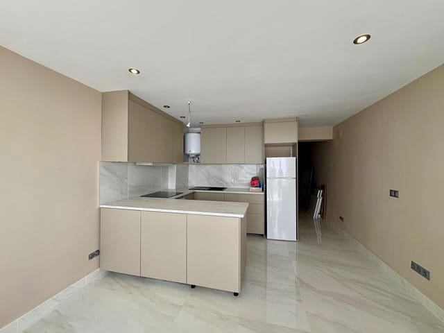 1 soveværelse Lejlighed til leje i Marbella med swimmingpool garage - € 1.875 (Ref: 9163938)