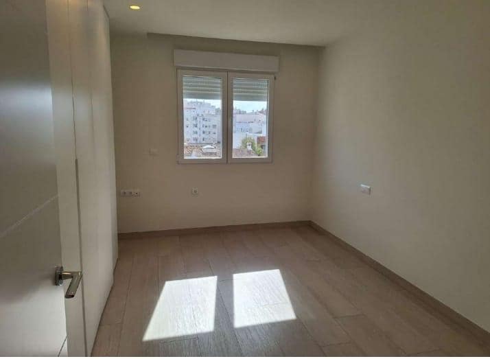 3 sovrum Lägenhet till salu i Gandia med garage - 375 000 € (Ref: 10004223)