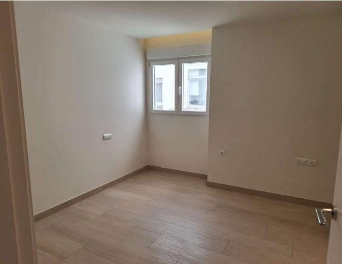 3 sovrum Lägenhet till salu i Gandia med garage - 375 000 € (Ref: 10004223)