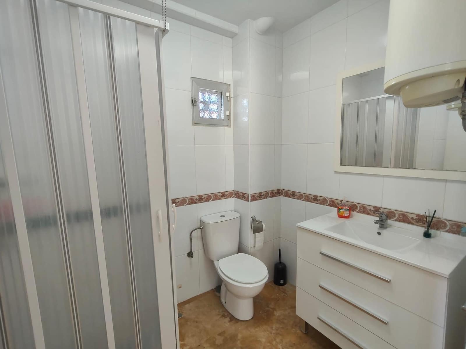 4 Zimmer Villa zu verkaufen in Gandia mit Garage - 300.000 € (Ref: 10022517)