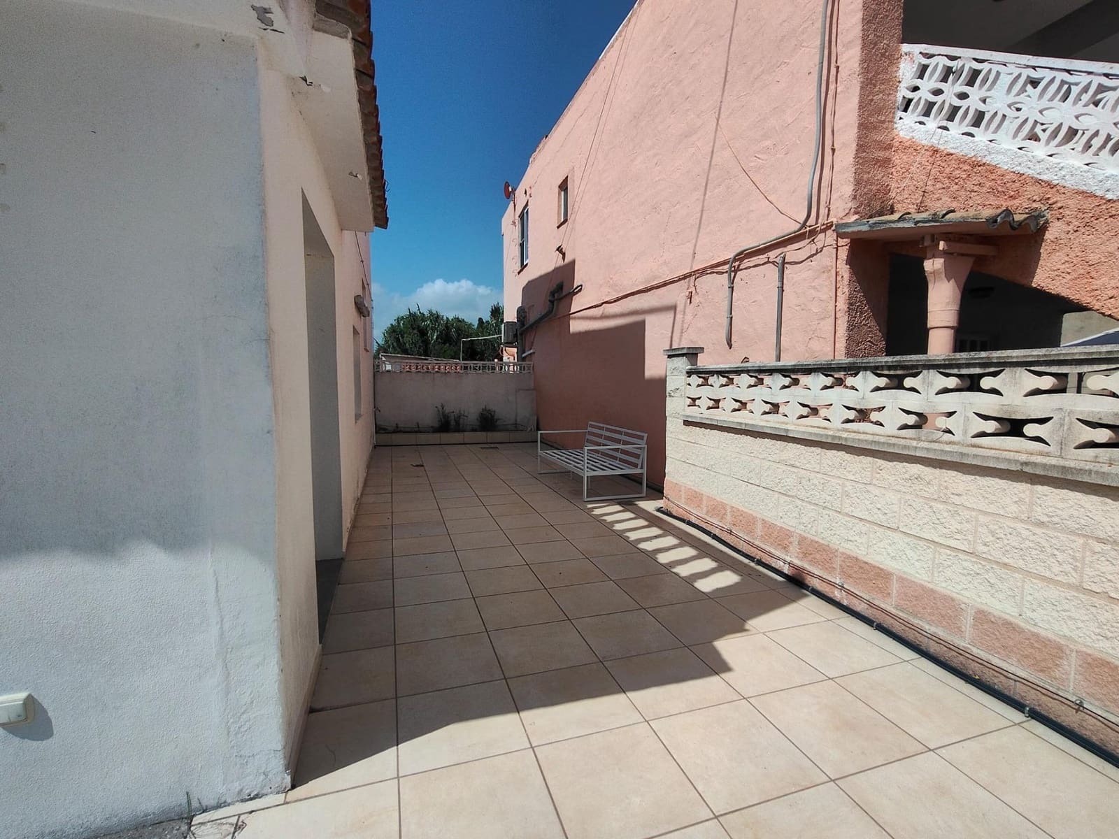 4 Zimmer Villa zu verkaufen in Gandia mit Garage - 300.000 € (Ref: 10022517)