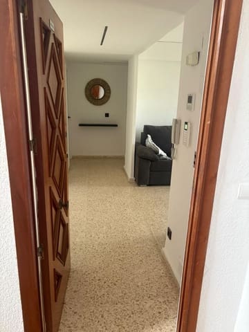Appartement de 3 chambres à louer à Gandia avec piscine garage - 750 € (Ref: 10027367)