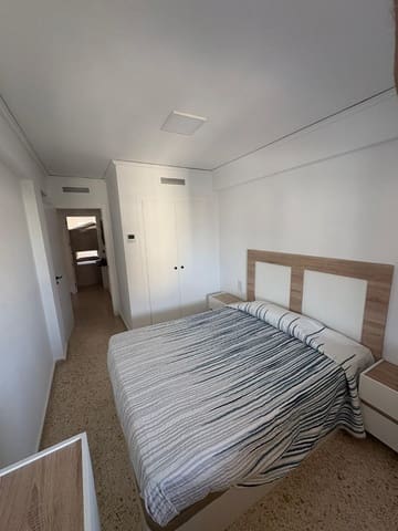 Appartement de 3 chambres à louer à Gandia avec piscine garage - 750 € (Ref: 10027367)