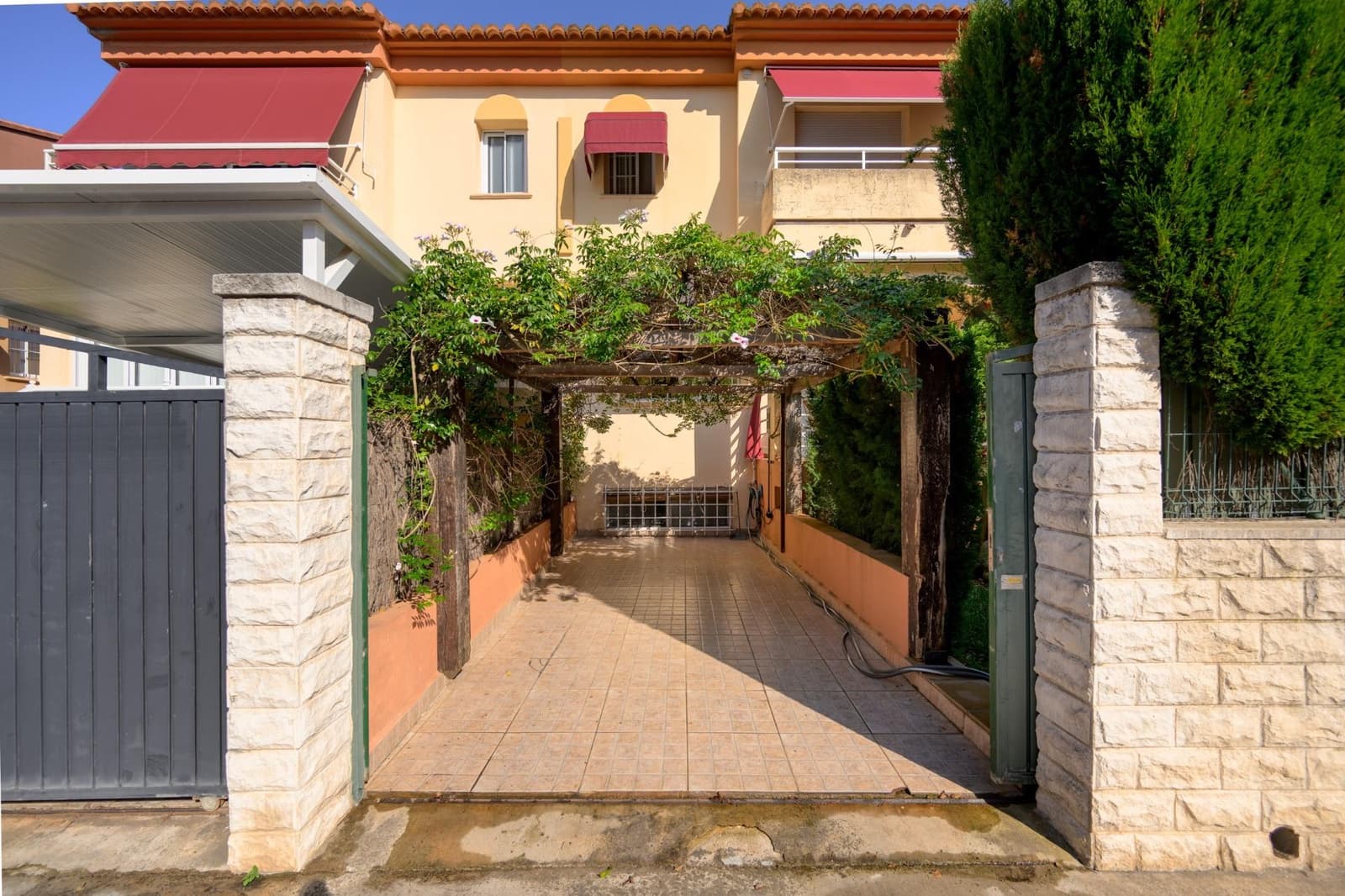 3 Zimmer Doppelhaus zu verkaufen in Gandia mit Pool Garage - 380.000 € (Ref: 10062056)