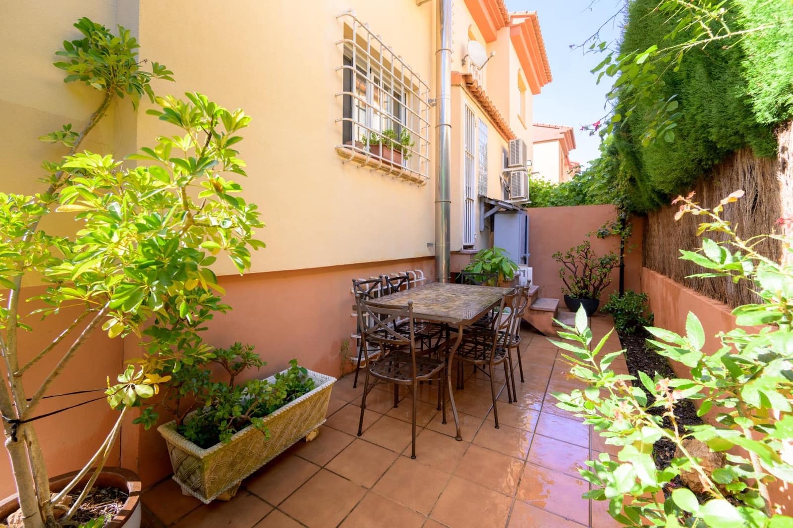 3 Zimmer Doppelhaus zu verkaufen in Gandia mit Pool Garage - 380.000 € (Ref: 10062056)
