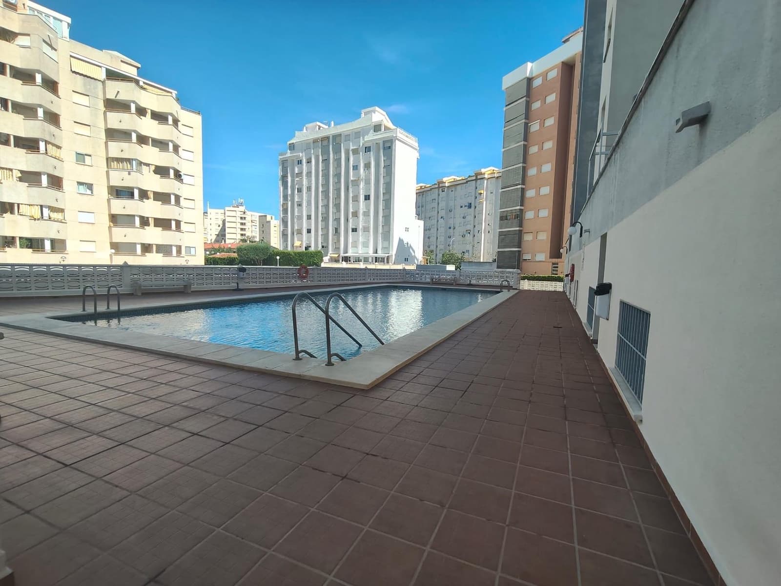 3 sypialnia Apartament na sprzedaż w Gandia z basenem garażem - 308 000 € (Ref: 10086224)