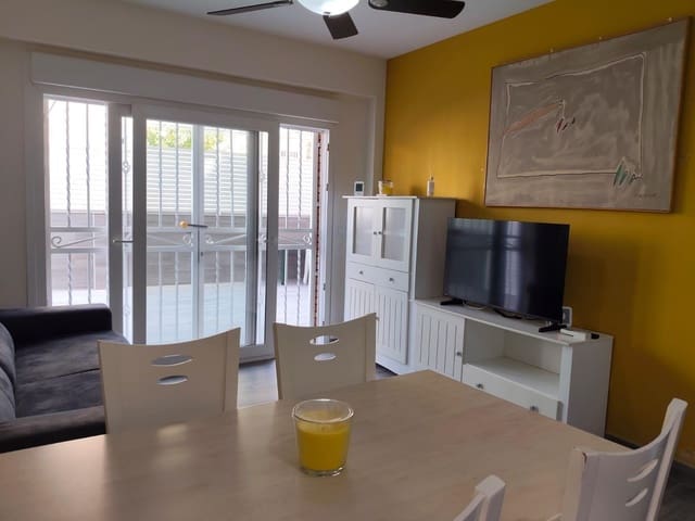 2 slaapkamer Appartement te huur in Gandia - € 650 (Ref: 10109742)