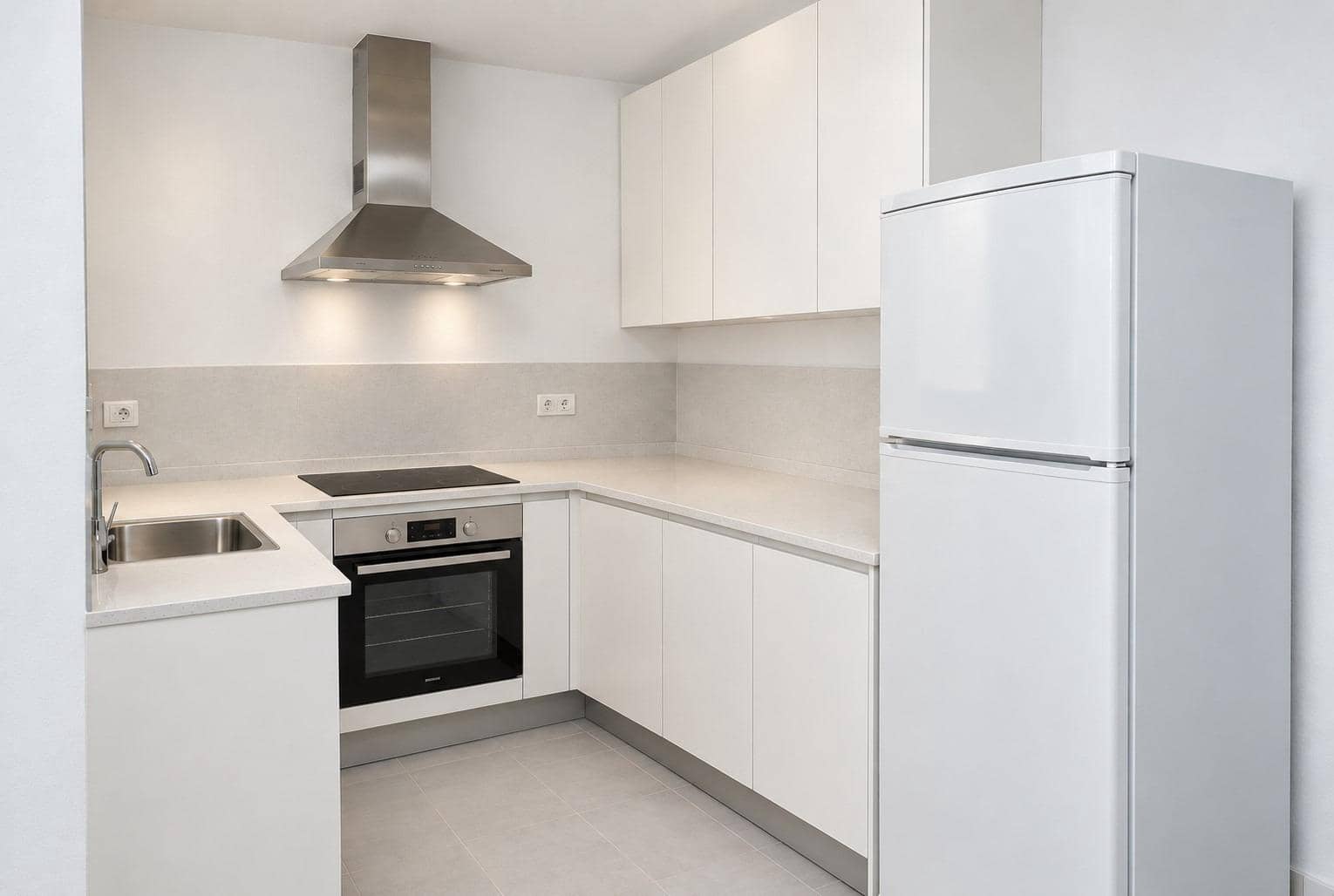 2 bedroom Apartment for sale in Gandia - € 339,000 (Ref: 10161542)