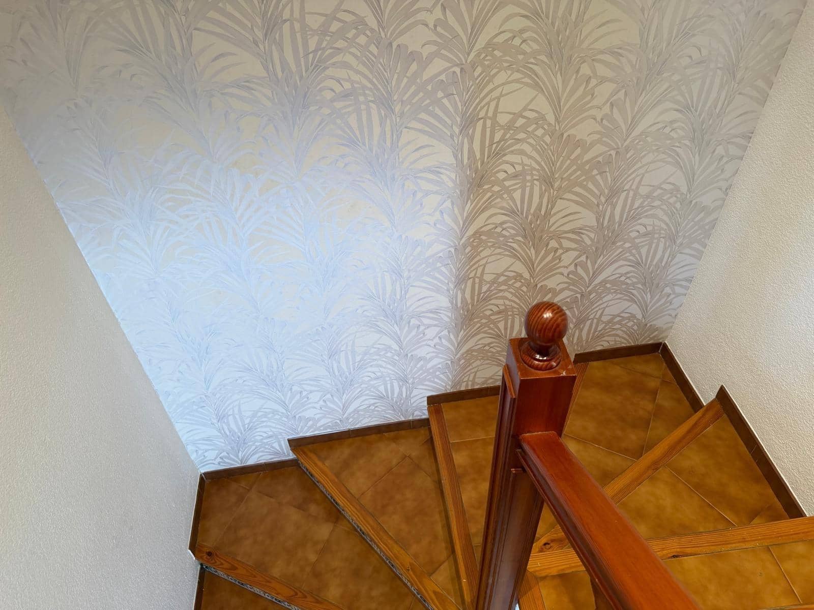 3 bedroom Semi-detached Villa for rent in Gandia with pool garage - € 1,950 (Ref: 10180667)