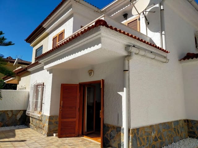 3 sypialnia Dom blizniak do wynajęcia w Gandia z basenem garażem - 1 950 € (Ref: 10180667)