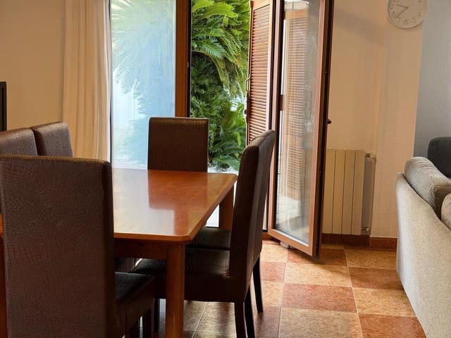 3 sypialnia Dom blizniak do wynajęcia w Gandia z basenem garażem - 1 950 € (Ref: 10180667)