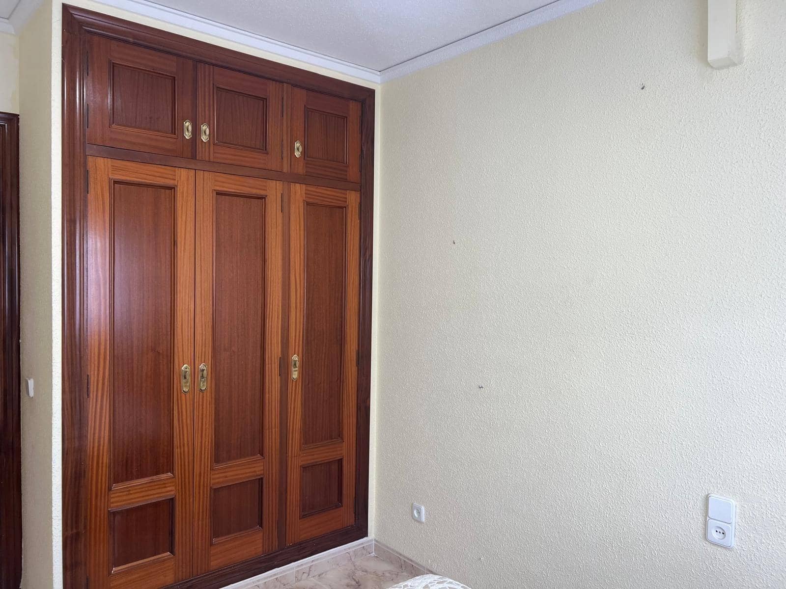 3 bedroom Apartment for holiday rental in Gandia with pool - € 1,200 (Ref: 9843888)