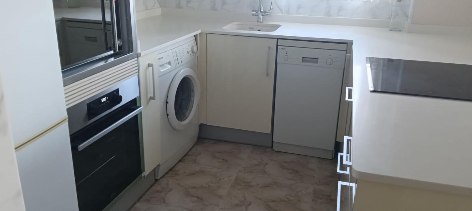 3 bedroom Apartment for rent in Gandia with pool garage - € 800 (Ref: 9843888)