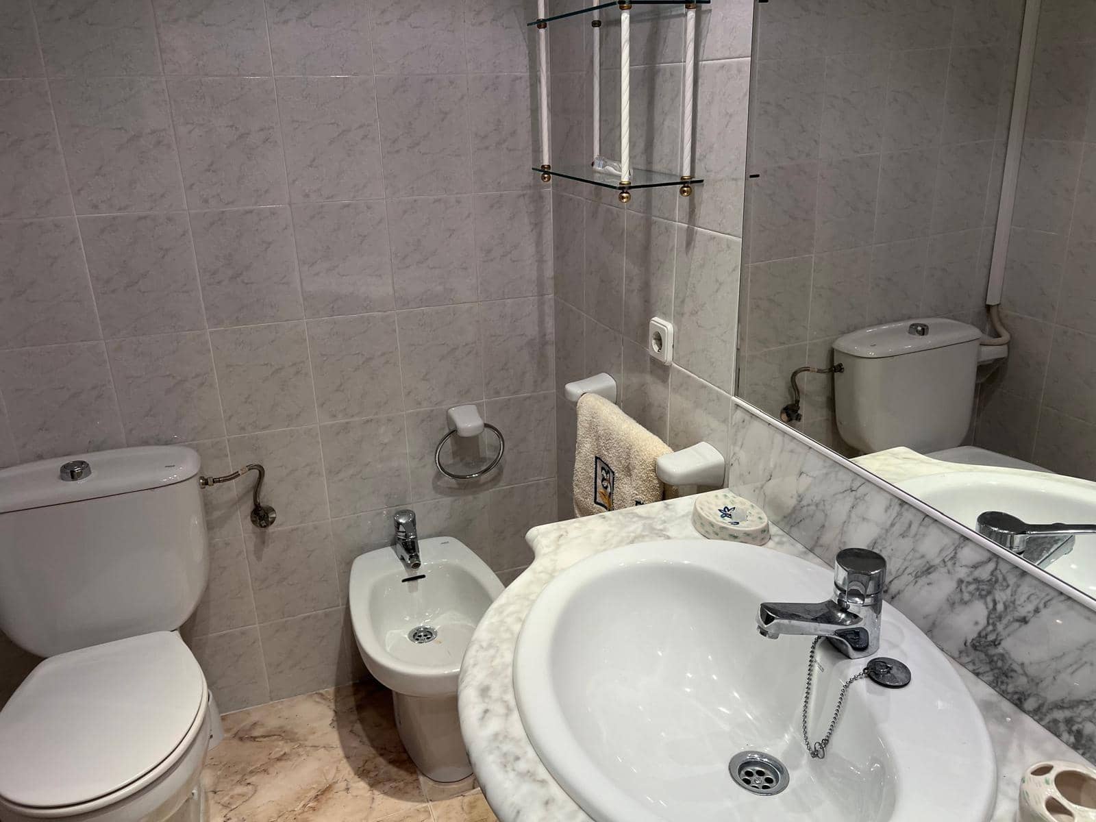 3 bedroom Apartment for rent in Gandia with pool garage - € 800 (Ref: 9843888)