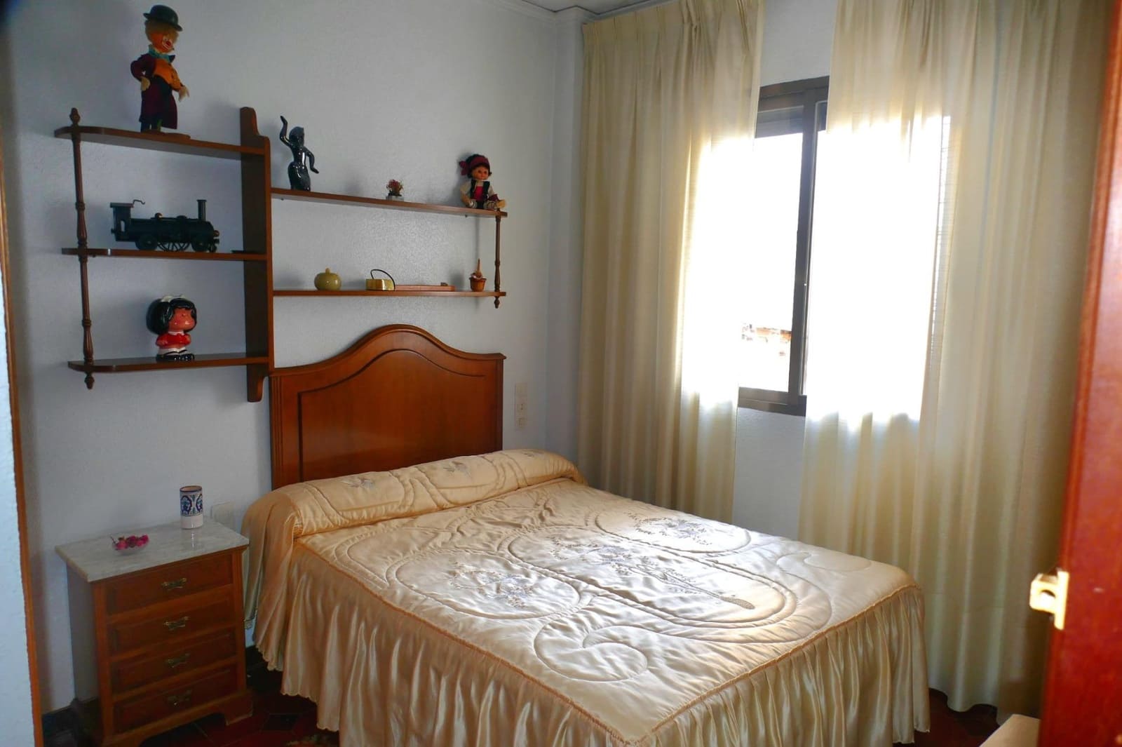 7 bedroom Townhouse for sale in Alqueria de la Comtessa - € 255,000 (Ref: 9843889)
