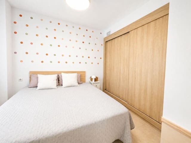 2 bedroom Apartment for holiday rental in Daimús with pool - € 1,200 (Ref: 9843893)