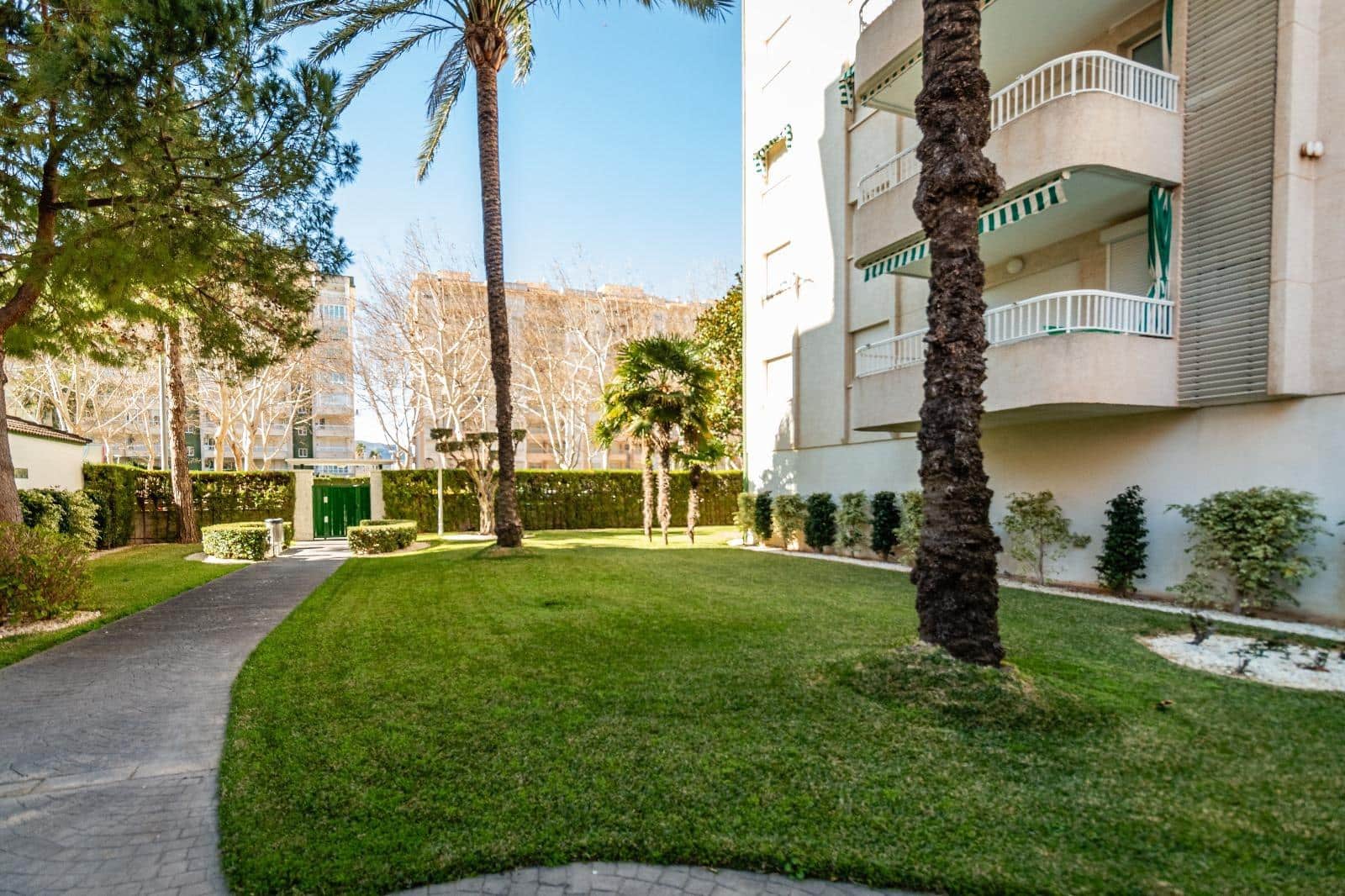 2 bedroom Apartment for sale in Gandia with pool - € 247,000 (Ref: 9843894)