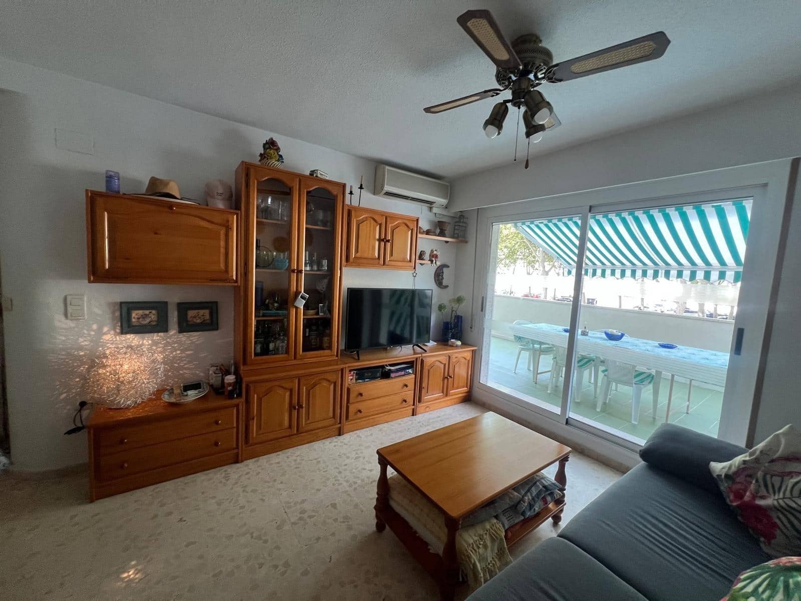 2 bedroom Apartment for sale in Gandia with pool - € 247,000 (Ref: 9843894)