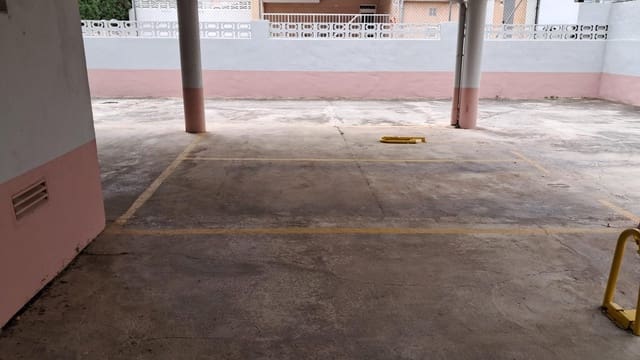 Garage til salg i Gandia - € 30.000 (Ref: 9843895)