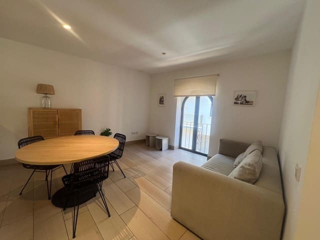 2 bedroom Flat for rent in Gandia - € 800 (Ref: 9843897)
