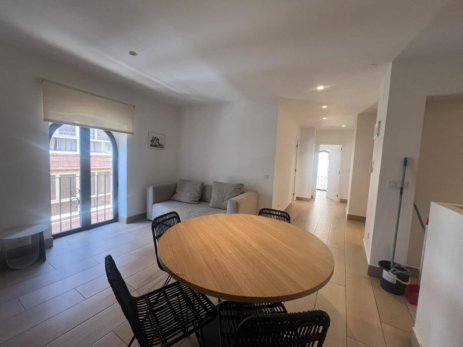 2 bedroom Flat for rent in Gandia - € 800 (Ref: 9843897)