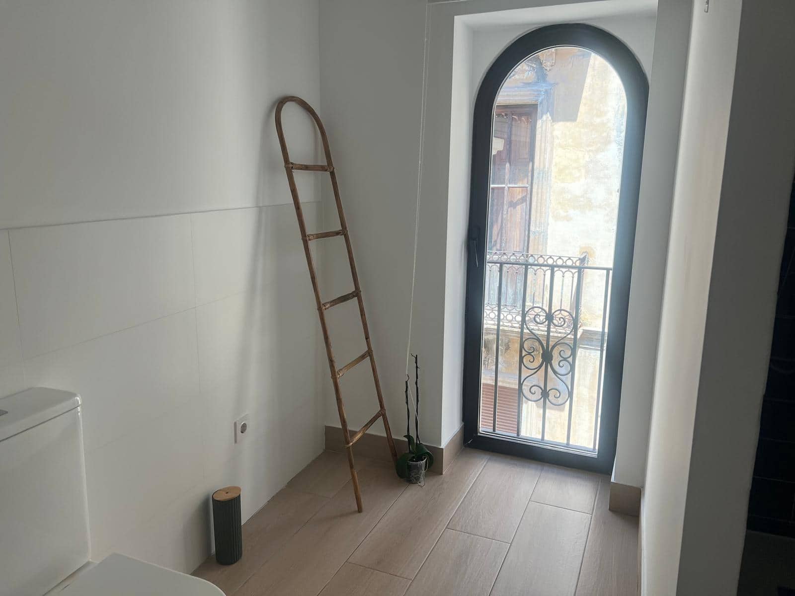 2 bedroom Flat for rent in Gandia - € 800 (Ref: 9843897)
