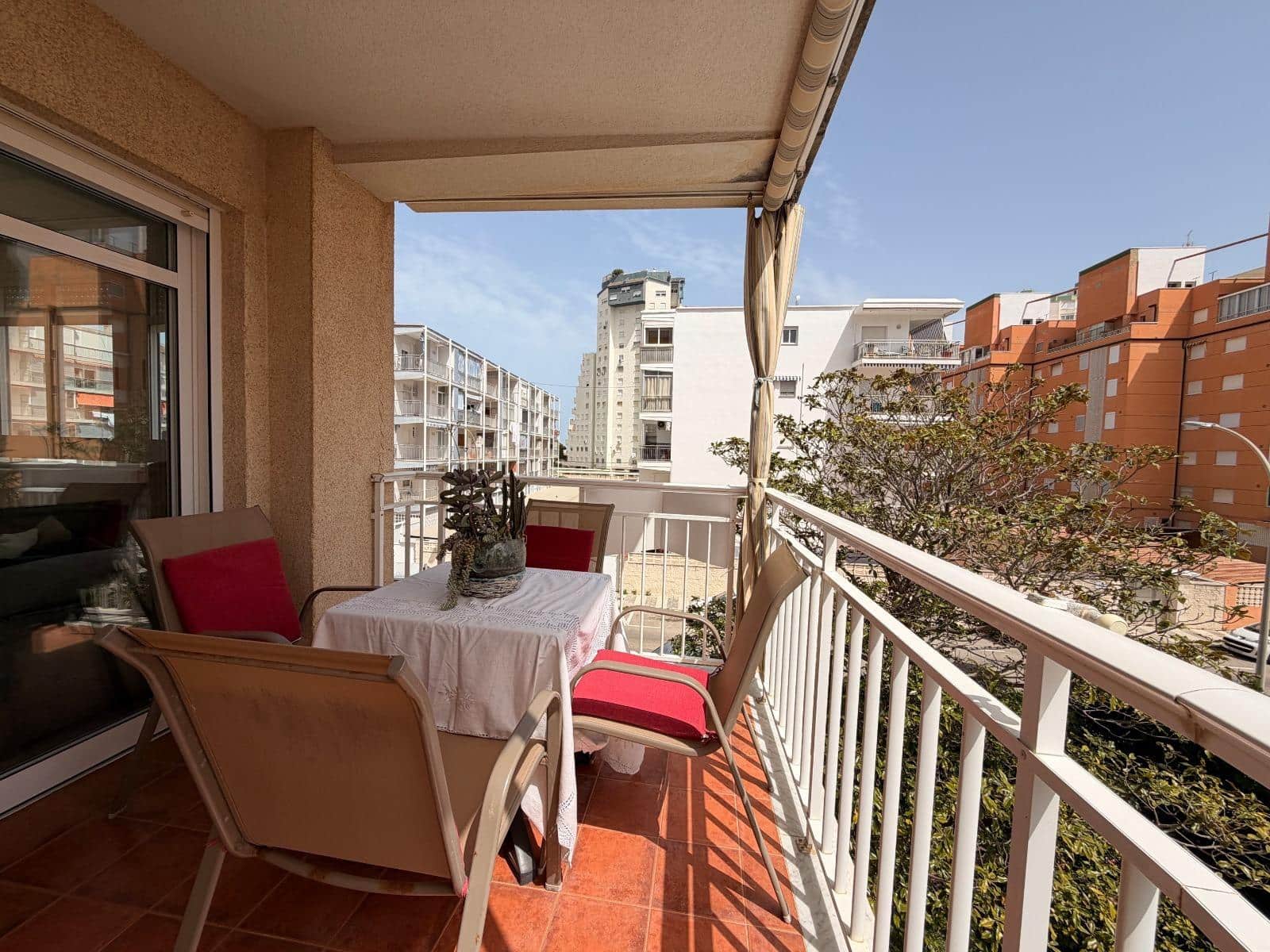 3 bedroom Apartment for sale in Gandia with pool garage - € 290,000 (Ref: 9843898)