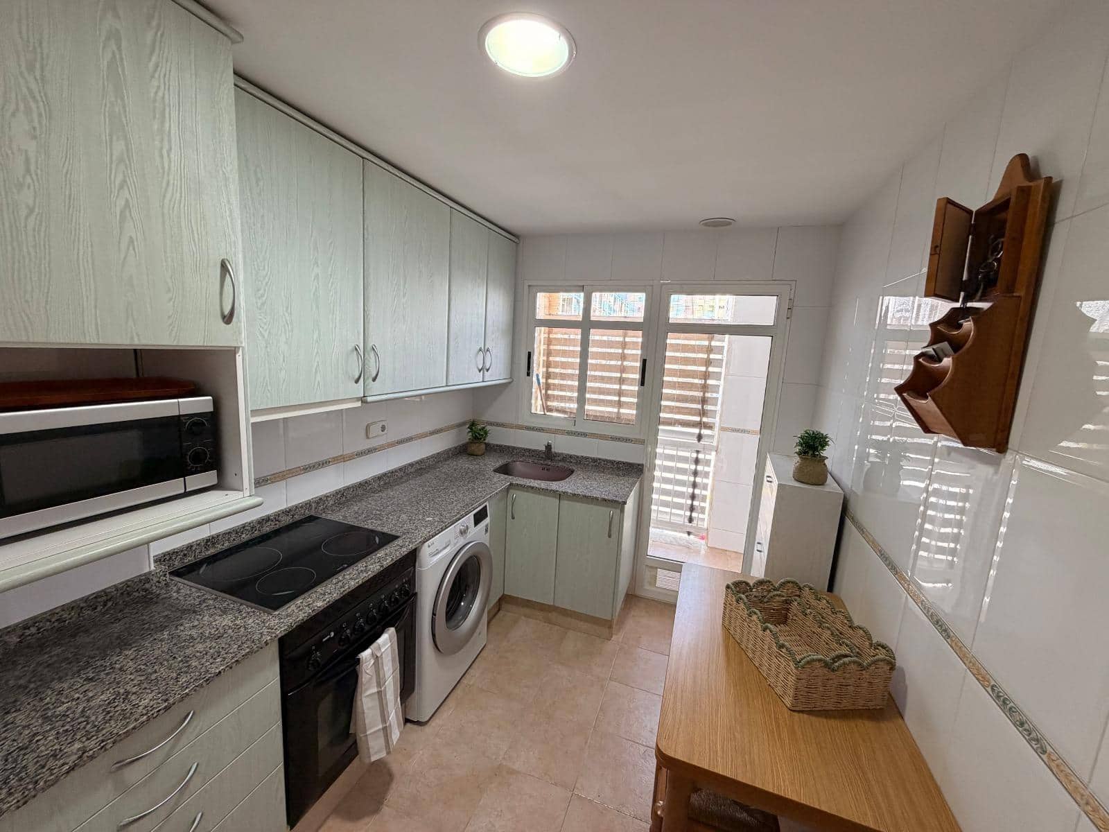 3 bedroom Apartment for sale in Gandia with pool garage - € 290,000 (Ref: 9843898)