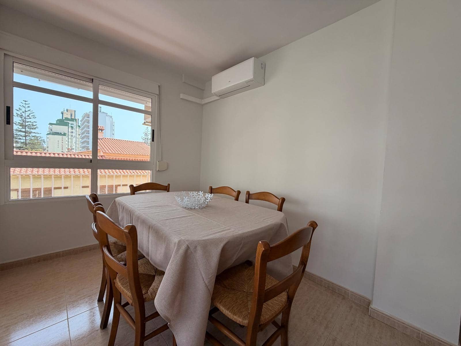 3 bedroom Apartment for sale in Gandia with pool garage - € 290,000 (Ref: 9843898)