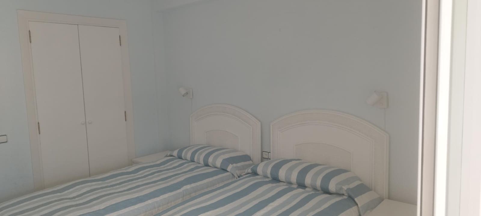 3 slaapkamer Appartement voor vakantieverhuur in Gandia - € 2.000 (Ref: 9843900)