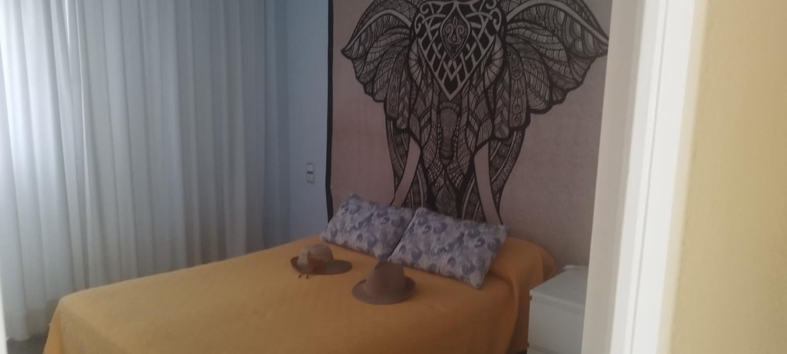 3 slaapkamer Appartement voor vakantieverhuur in Gandia - € 2.000 (Ref: 9843900)